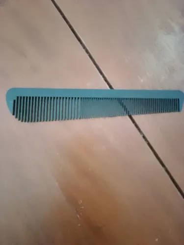 Máquina de cortar cabelo ( Mondial)