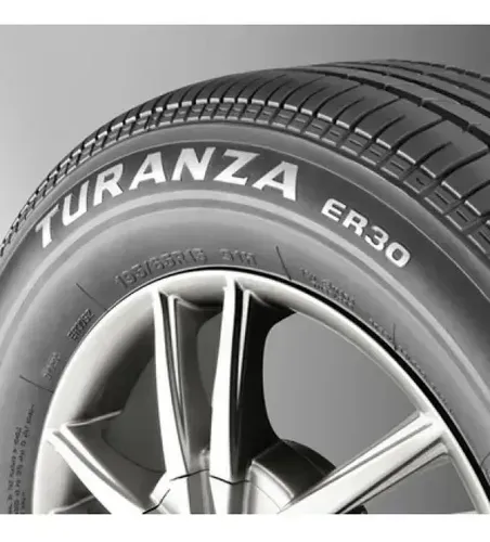 Pneu Bridgestone Turanza ER30 P 195/55R15 85 H - retirado de um estepe VW 2017