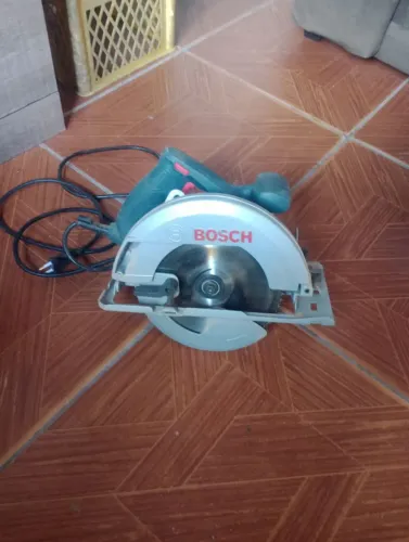 Vendo serra circular semi nova 