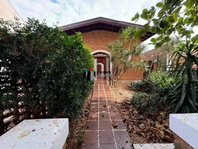 Casa com 3 dormitórios para alugar, 360 m² por R$ 6.200,00/mês - Jardim Chapadão - Campina