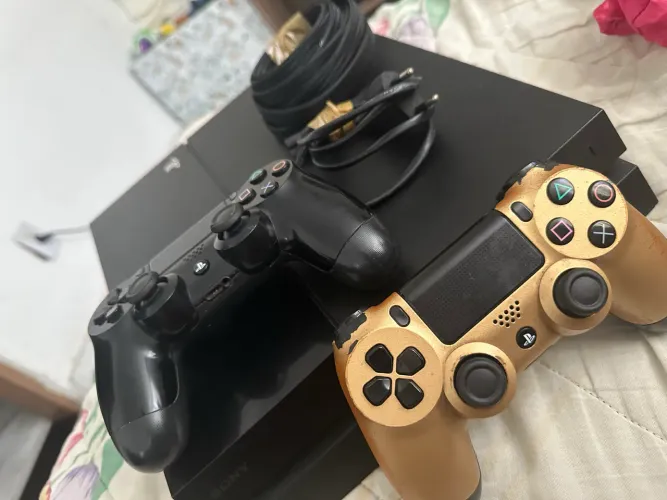 PlayStation 4 + 2 Controles Originais + Cabos | r