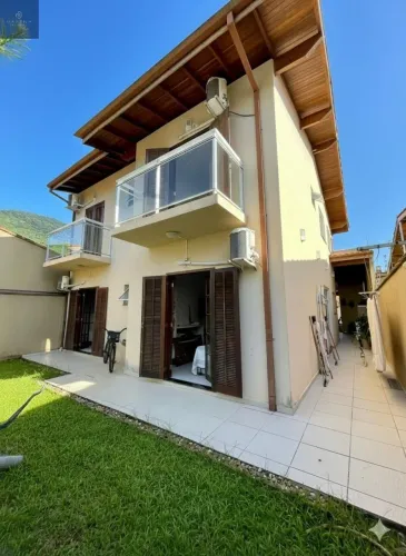 CASA RESIDENCIAL em UBATUBA - SP, TONINHAS