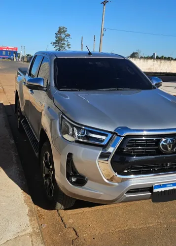 Toyota Hilux CD SRX 4X4 2.8 TDI 16V Diesel Aut. 2022