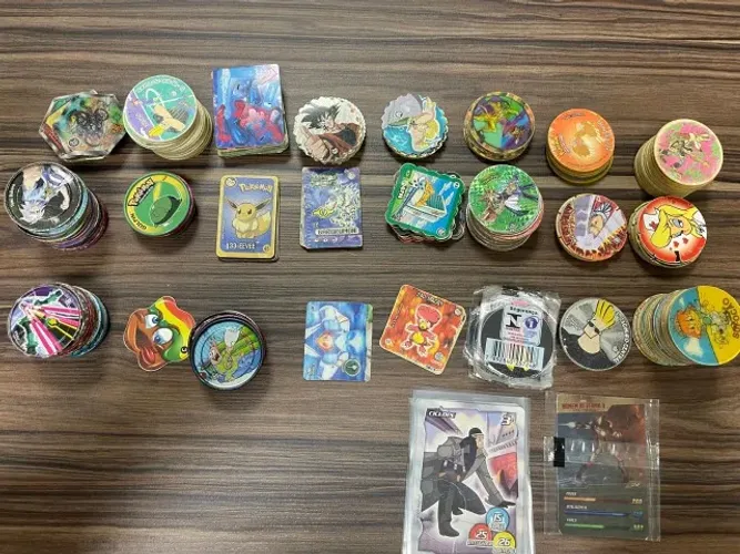 Tazos elma chips variados.