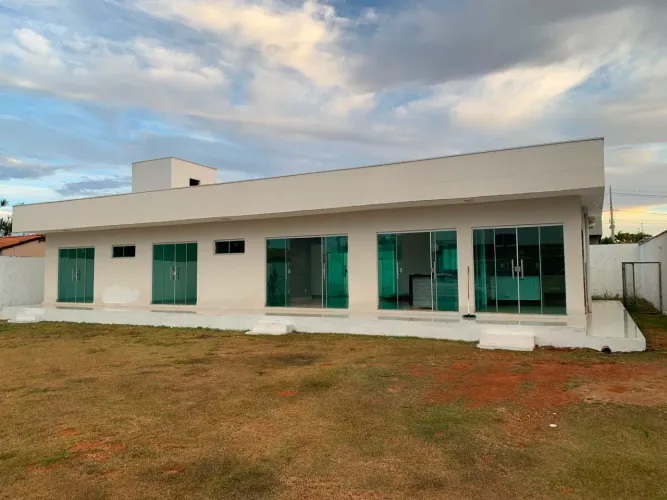 Casa no estância quintas de alvorada 