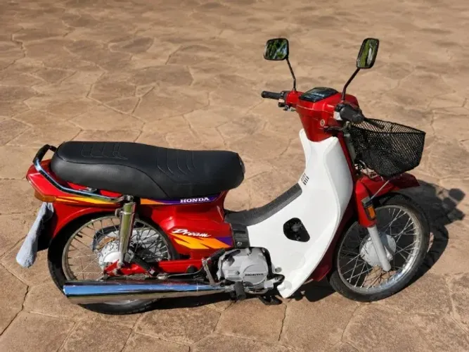 Honda C 100 DREAM