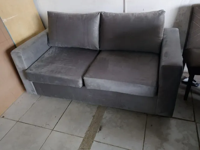 Sofá  cama retrátil cinza, novo,  excelente qualidade.