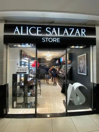 Alice Salazar
