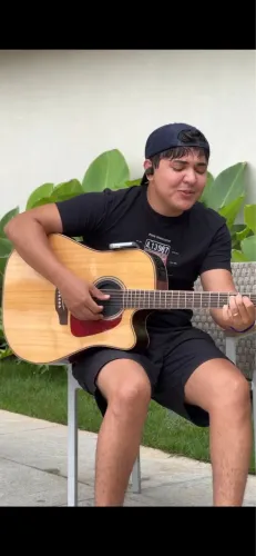 TAKAMINE GD93CE