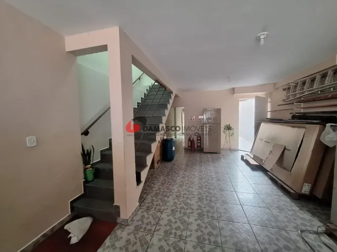 Edifício Comercial em Cerâmica