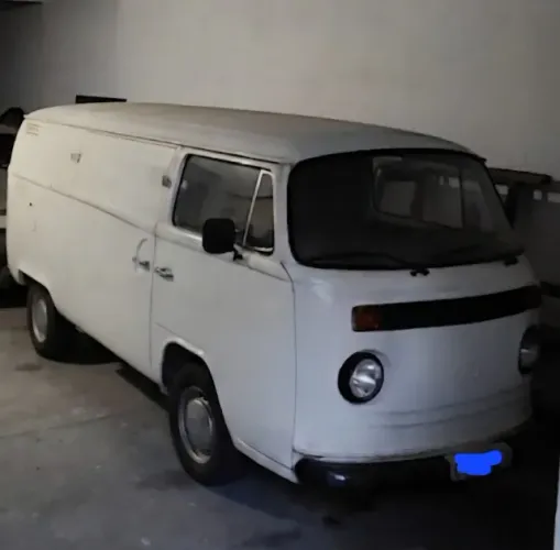 Volkswagen Kombi Furgão (álcool) 1989