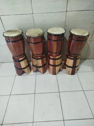 Atabaque novos. Promoção de 600 por 500