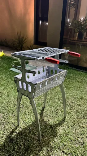 Churrasqueira Portátil Alumínio Fundido Grande com Grelha Desmontável - Qualidade Premium