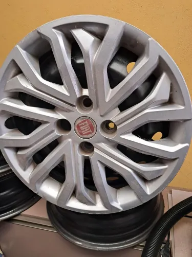 Rodas aro 15 de ferro fiat cronos