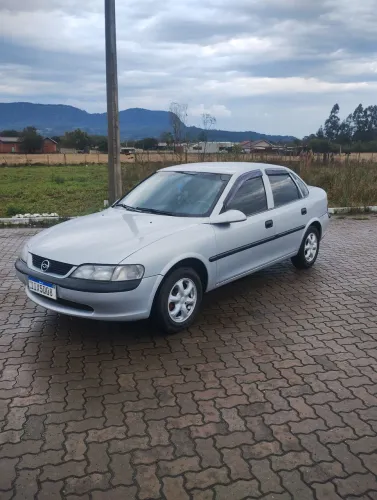 Chevrolet Vectra GL 2.2 / 2.0 MPFI 1999