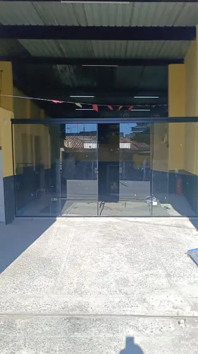 Porta de Vidro 4 fitas