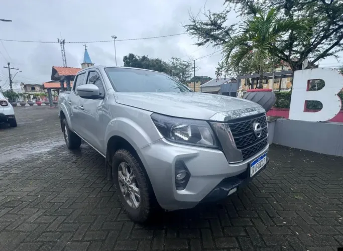 Nissan Frontier SE CD 4X4 2.3 Bi-TB Diesel Aut. 2023