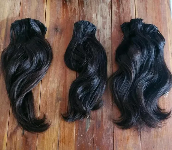 Cabelo humano três telas já pronta para para usar
