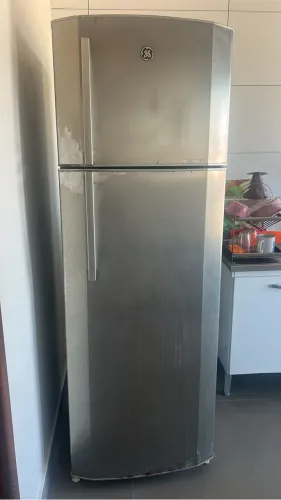 Vendo geladeira