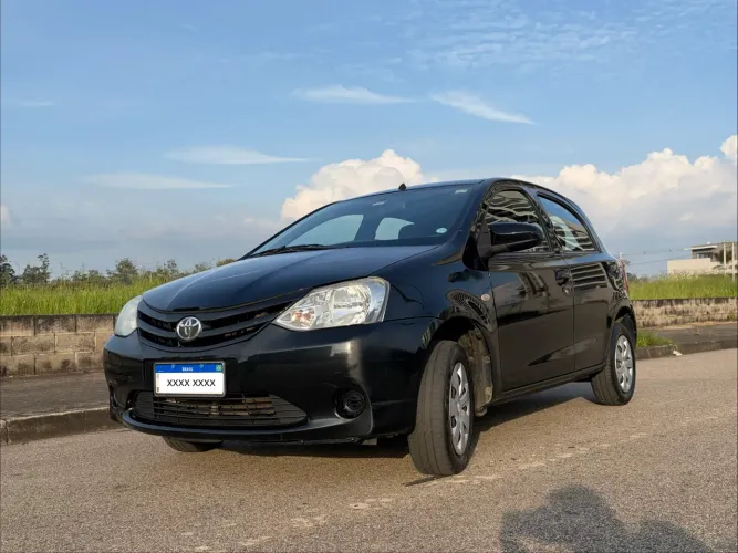 Toyota Etios XS 1.5 Flex 16V 5P Mec. 2015