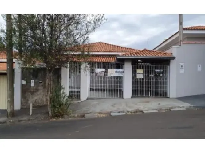 CASA RESIDENCIAL em SANTA RITA DO PASSA QUATRO - SP, JARDIM PLANALTO