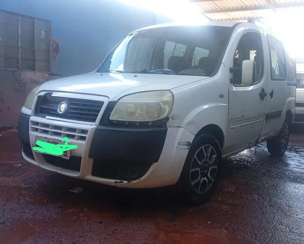 Fiat Doblo Attractive 1.4 Fire Flex 8V 5P 2013
