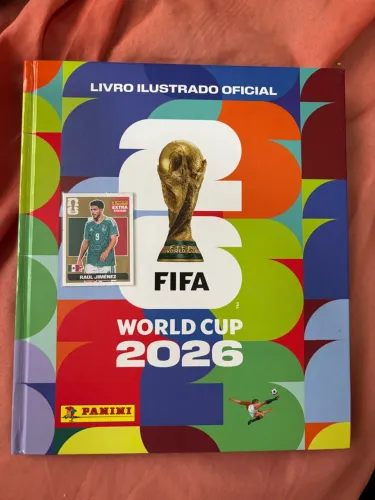 Álbum copa 2026 capa dura completo e uma legend ouro de brinde