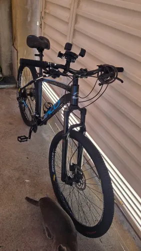 Vendo bicicleta aro 29 otima configuração pqra uso urbano