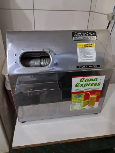 maquina  caldo de cana