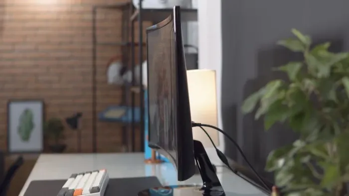 Monitor Samsung Curvo F390 24