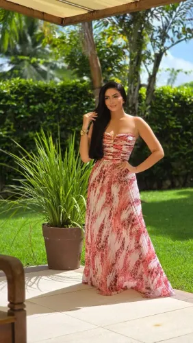 Vestido em crepe lindíssimo festa e casual