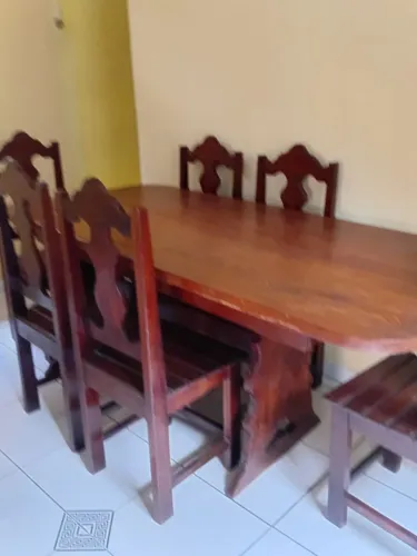Mesa de Madeira em Angelim