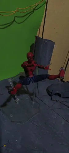 Boneco do homen aranha sem volta pra casa totalmente articulado, já usado