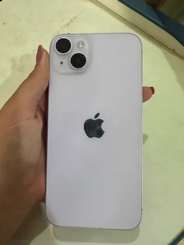 iPhone 14 Plus