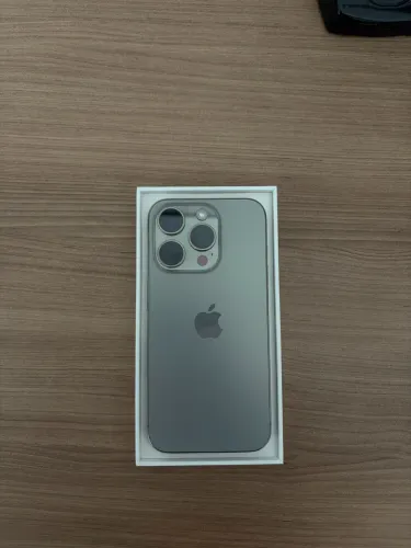 Vendo Iphone 15 pro 128GB