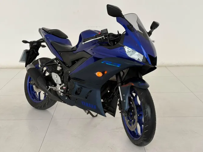 Yamaha YZF - R3 2024