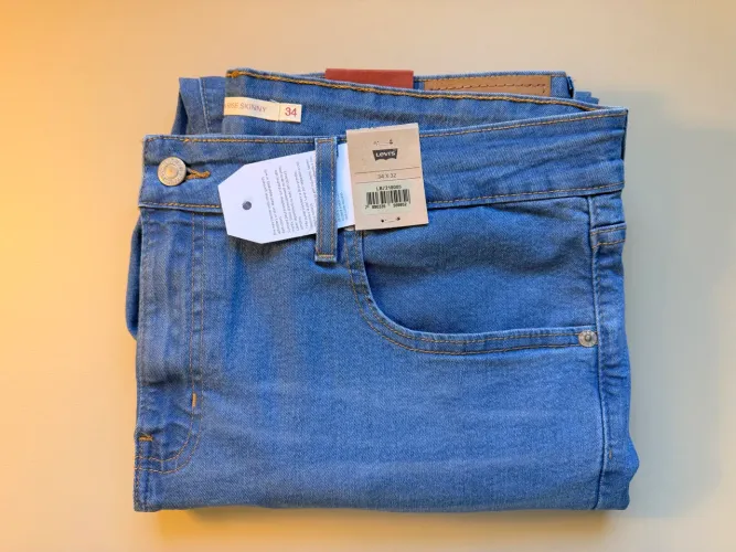 calça jeans levi's 721 | high-rise skinny | tam 44 | nova na etiqueta | campinas/sp