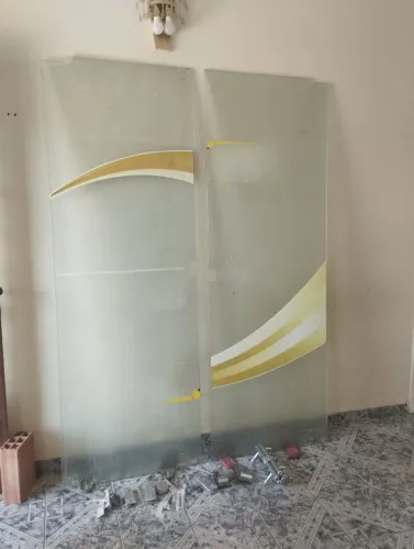 Porta de vidro dupla de  2,15 x 1,88 completa 