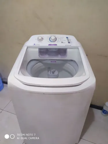 Marquina de lavar roupas