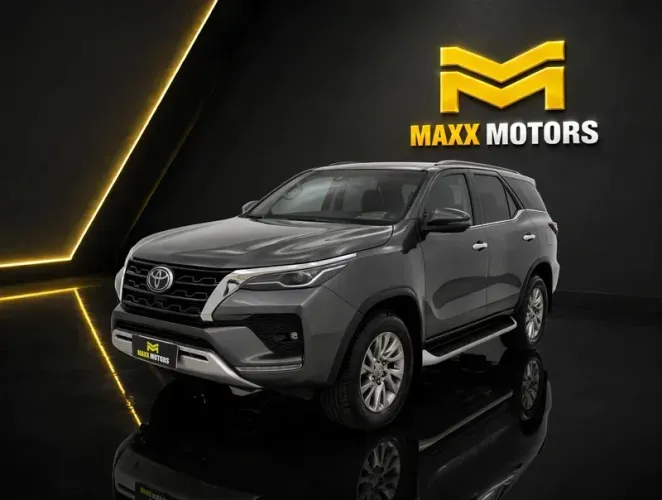 Toyota Hilux CD SRX 4X4 2.8 TDI 16V Diesel Aut. 2021
