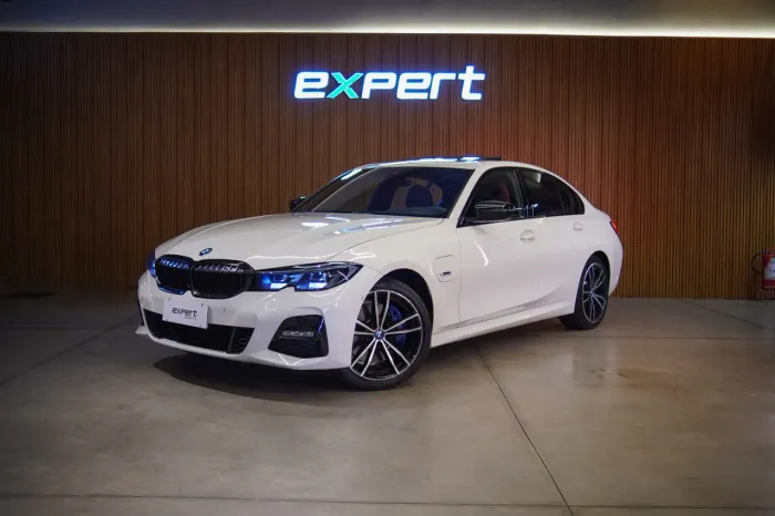 BMW 330E M Sport 2.0 Turbo Híbrido AU 2022