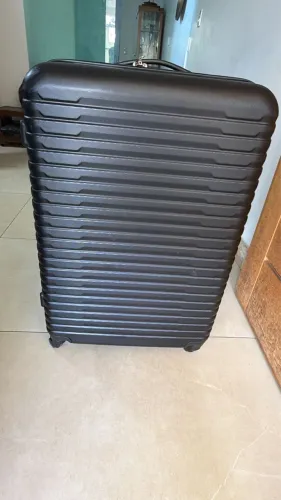 Mala de viagem de 23kg preta