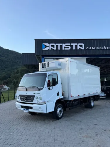 Mb Accelo 1016 2020 - Bau Refrigerado de 5.2m