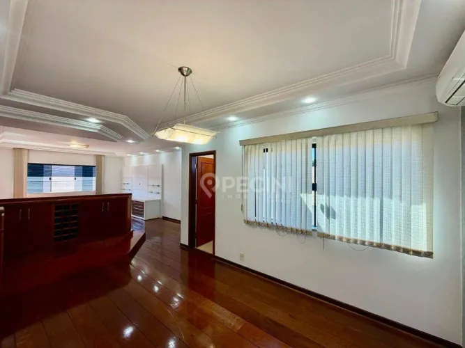 Casa para alugar no Centro com 4 quartos no centro de Rio Claro