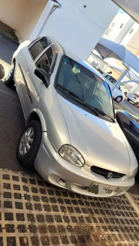 Chevrolet Corsa Sedan 1.0 MPFI 8V 71cv 4P 2003