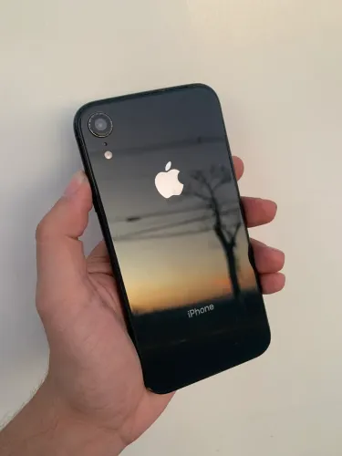 iPhone XR 