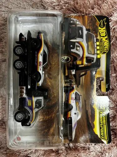 Hot wheels team transport