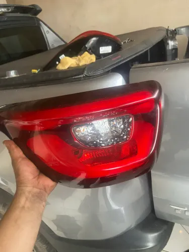 Lanterna traseira Fiat toro 2020