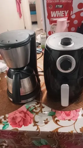 Aiyfryers e cafedeira britânica por 160
