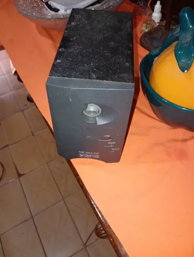Estabilizador 500 watts